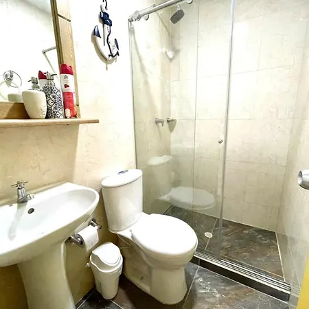Сasa de vacaciones Casa Cerca Al Mar 2cbm-1 Con Aire Acondicionado Y Wifi Cartagena