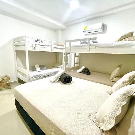 Сasa de vacaciones Casa Cerca Al Mar 2cbm-1 Con Aire Acondicionado Y Wifi *